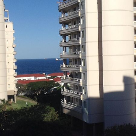 304 Lighthouse Mall Umhlanga Exterior photo